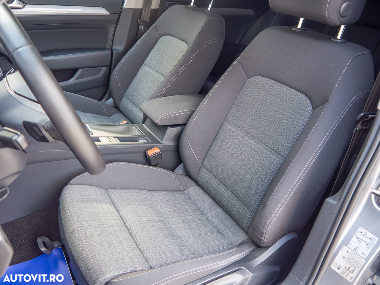 Volkswagen Passat Variant 1.5 TSI OPF DSG Comfortline - 25