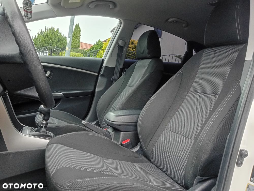 Hyundai i30 1.4 Fifa World Cup Edition - 11