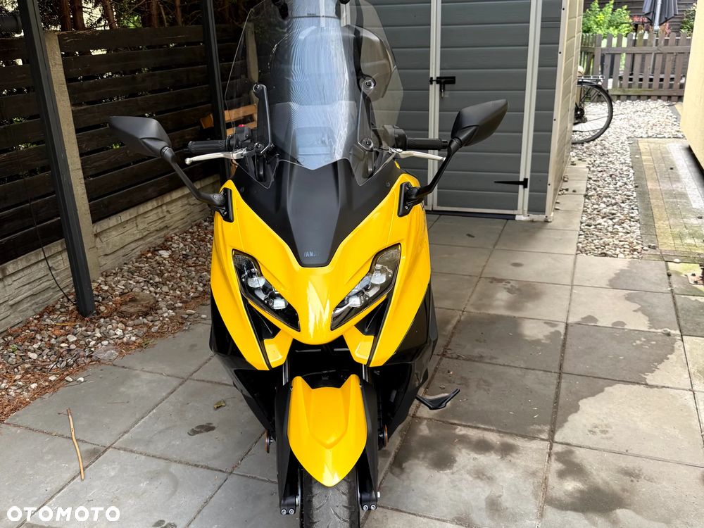 Yamaha Tmax - 2