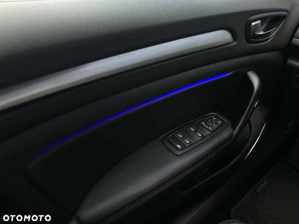 Renault Megane ENERGY dCi 130 GT LINE - 22