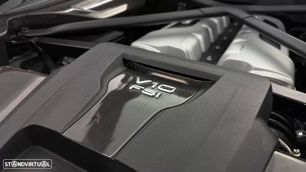 Audi R8 Coupé V10 plus 5.2 FSI quattro S tronic - 33