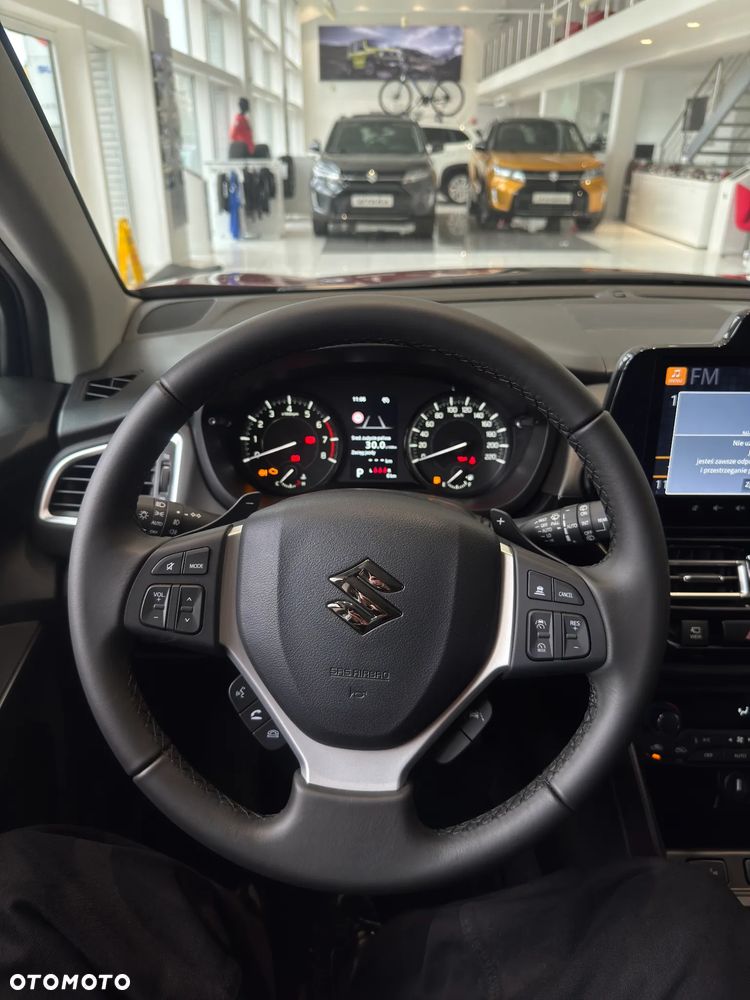 Suzuki S-Cross 1.4 BoosterJet mHEV Elegance SP - 16