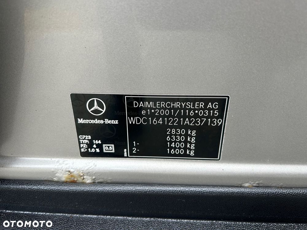 Mercedes-Benz ML 320 CDI 4Matic 7G-TRONIC Edition 10 - 36