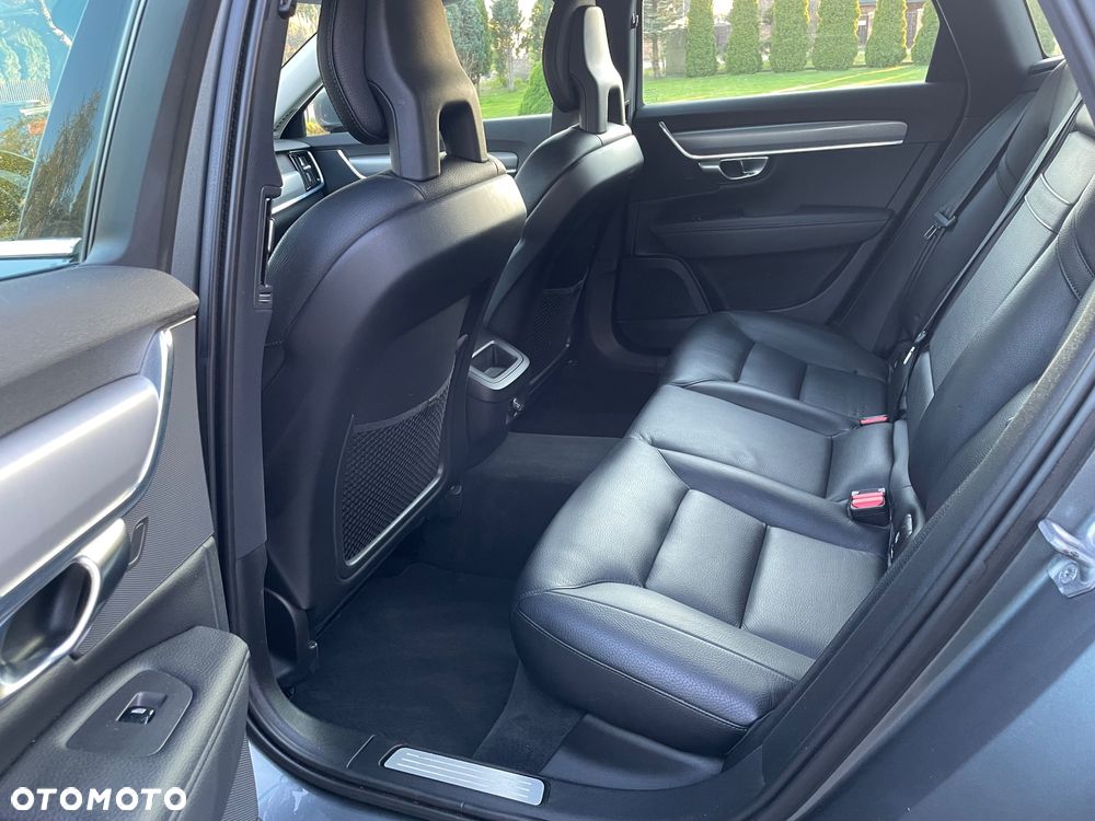 Volvo V90 D4 Geartronic Momentum - 8