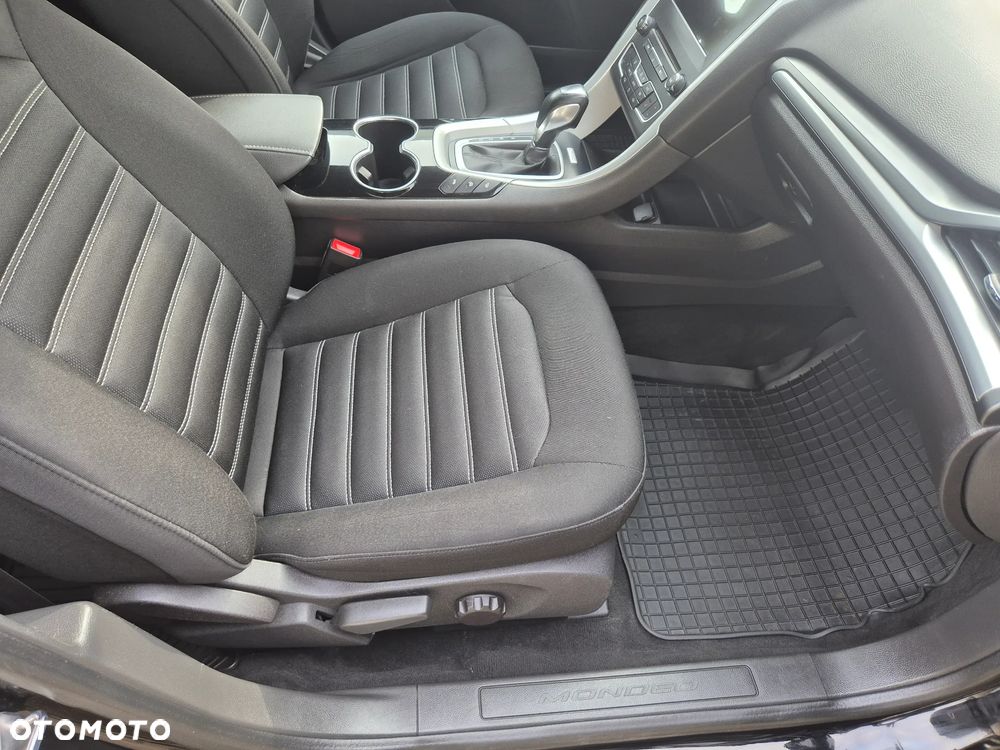 Ford Mondeo 2.0 TDCi Titanium - 11