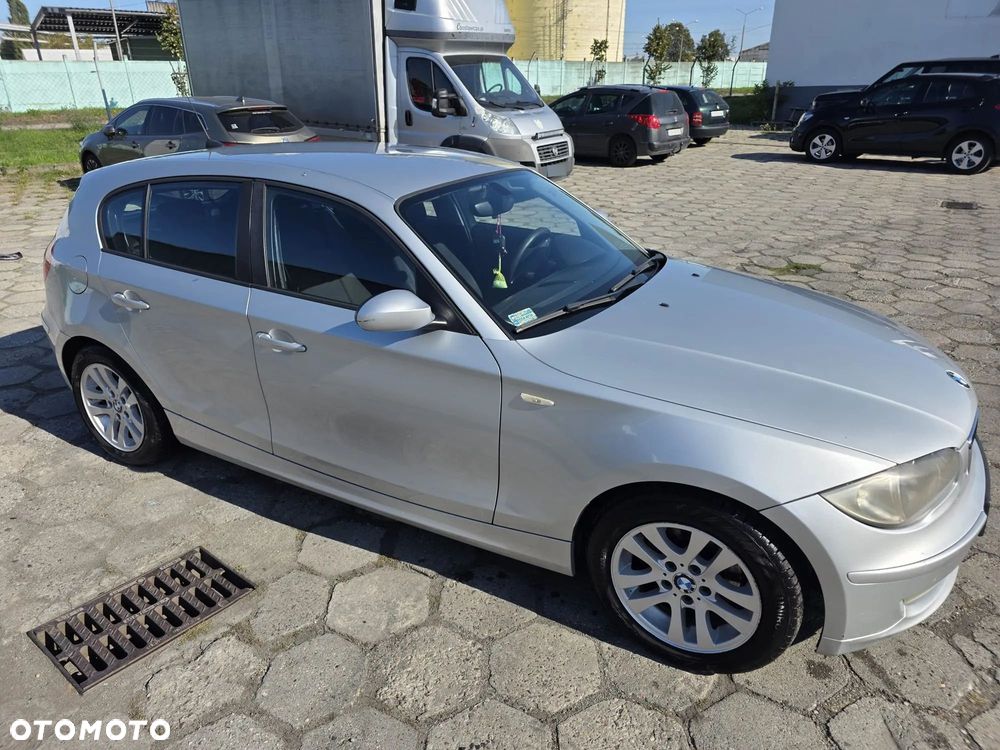BMW Seria 1 120d - 3