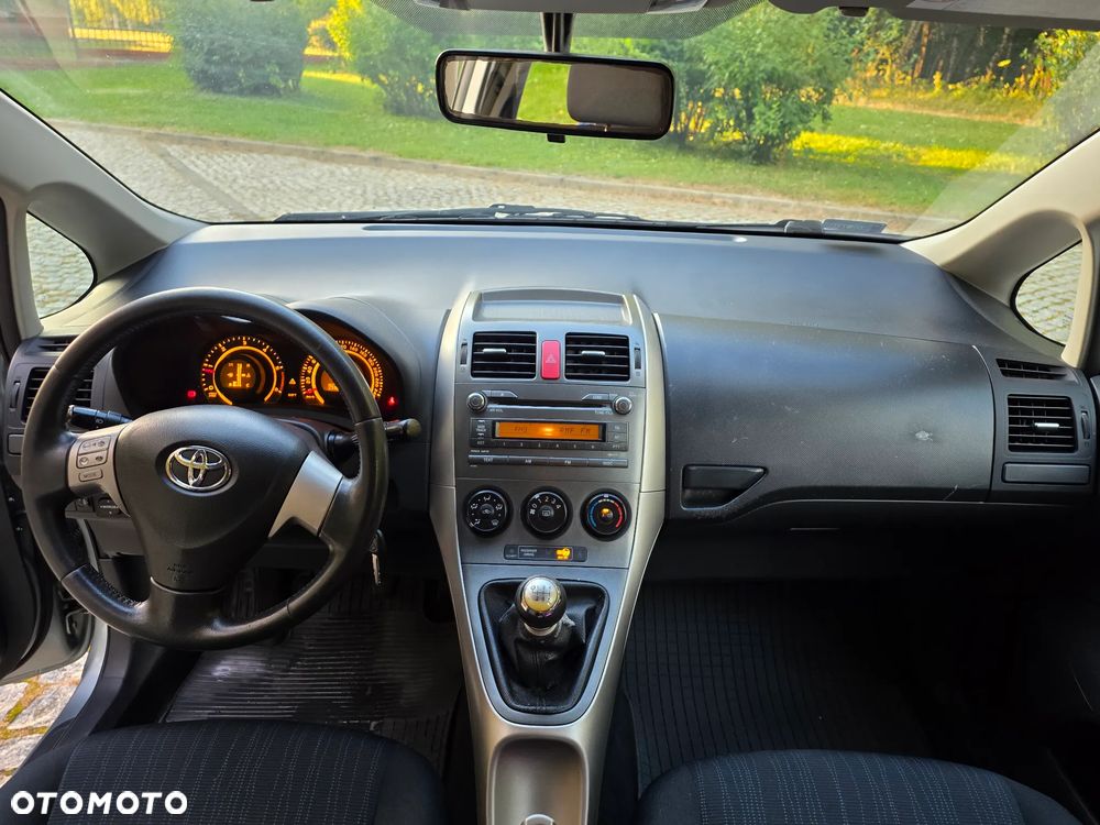 Toyota Auris 2.0 D-4D - 15