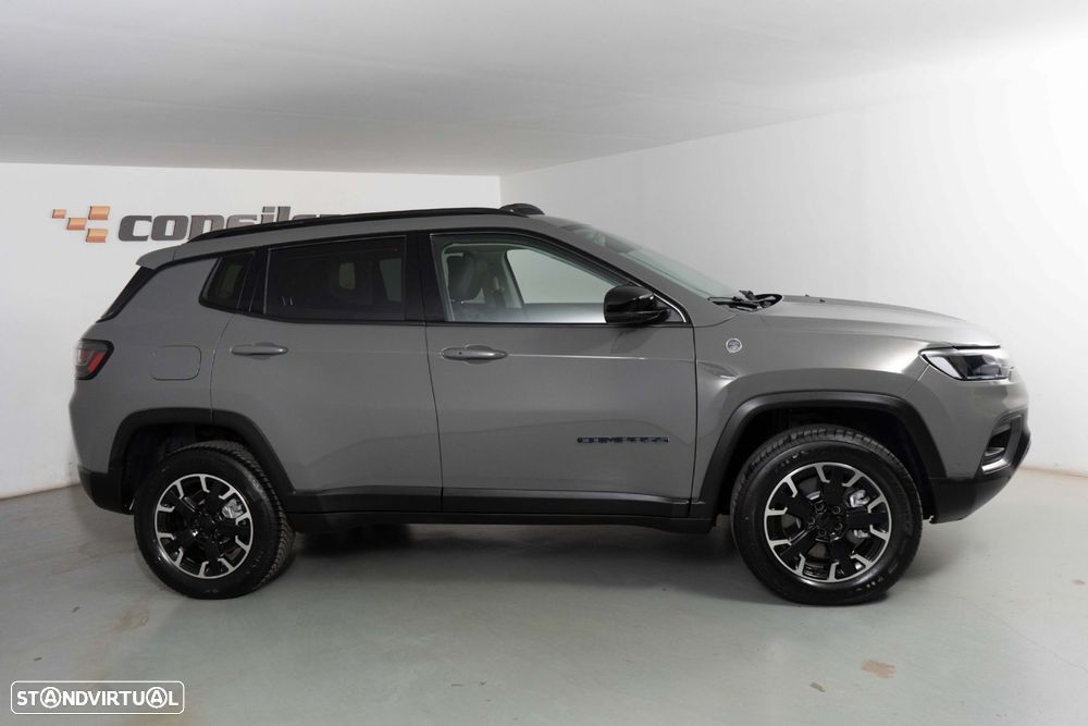Jeep Compass 1.3 TG Trailhawk - 9