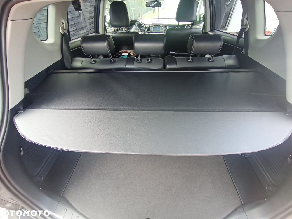 Toyota RAV4 2.0 D-4D Prestige - 4