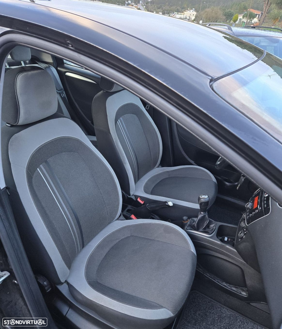 Fiat Punto 1.3 M-Jet Lounge S&S - 14