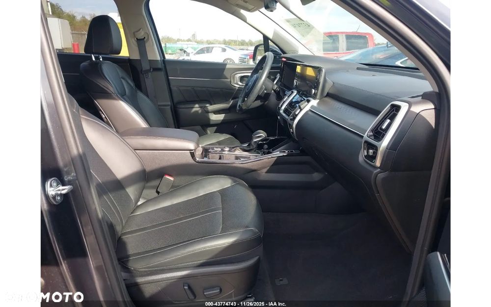 Kia Sorento - 7