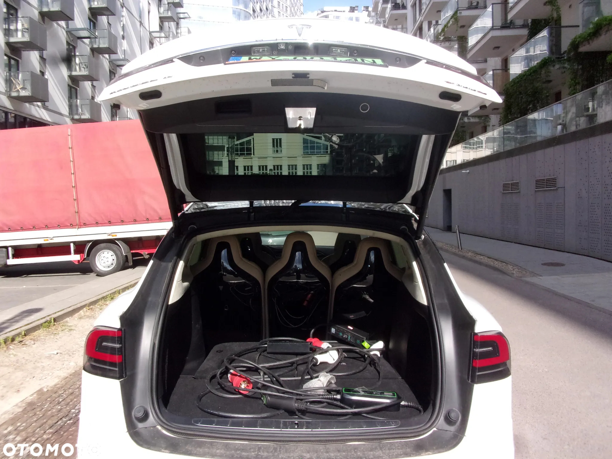 Tesla Model X Performance - 27
