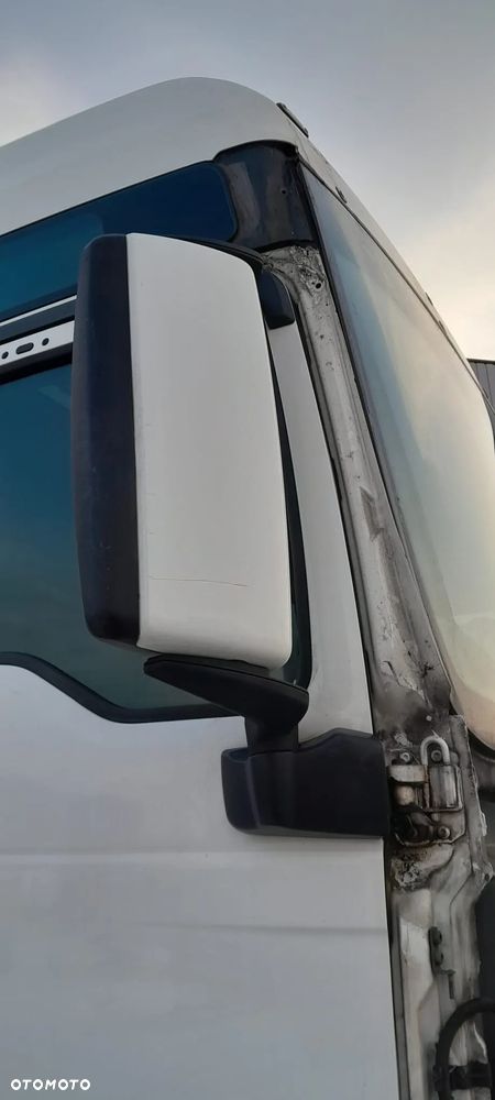 Lusterko prawe MAN TGX - 4