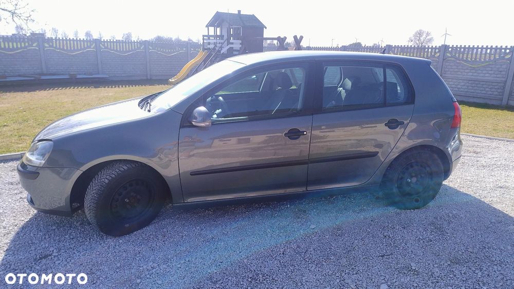 Volkswagen Golf - 14