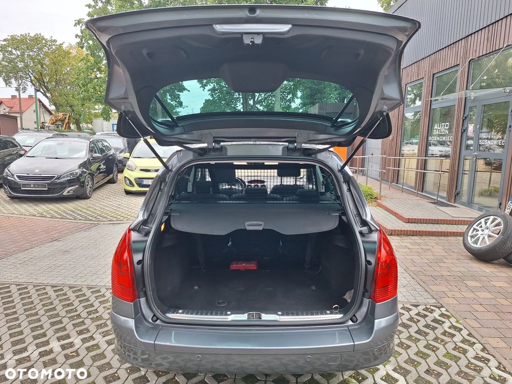 Peugeot 308 1.6 HDi Premium Plus - 9