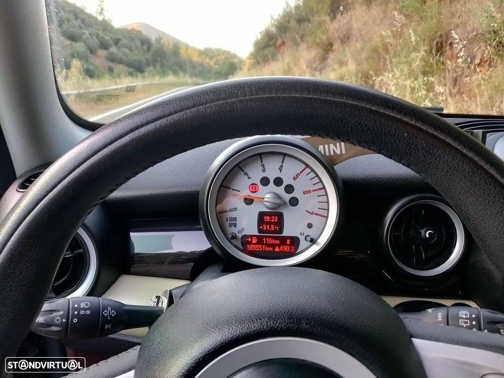 MINI Clubman Cooper D - 8