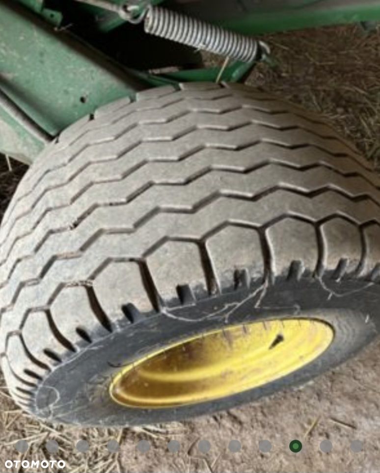 John Deere 864 - 5