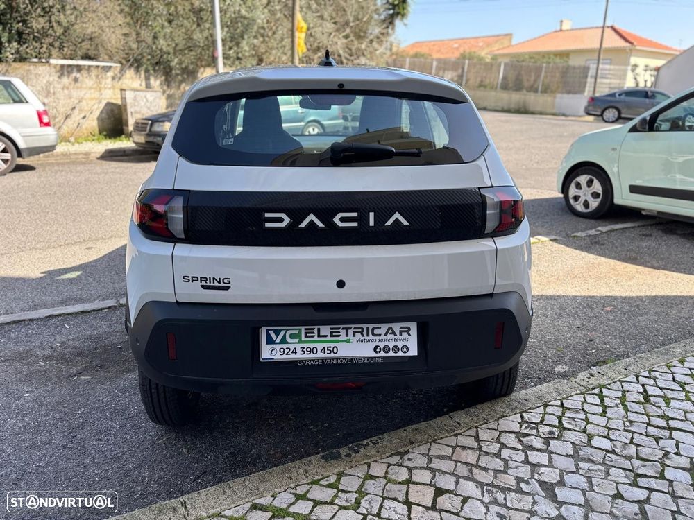 Dacia Spring - 11