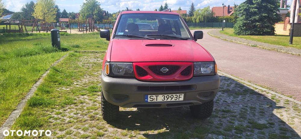 Nissan Terrano - 10