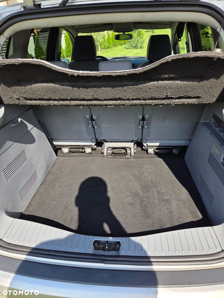 Ford Focus C-Max - 13