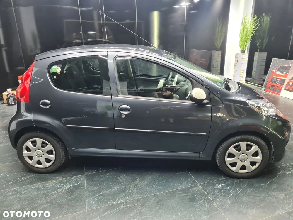 Peugeot 107 1.0 Urban Move Euro5 - 24