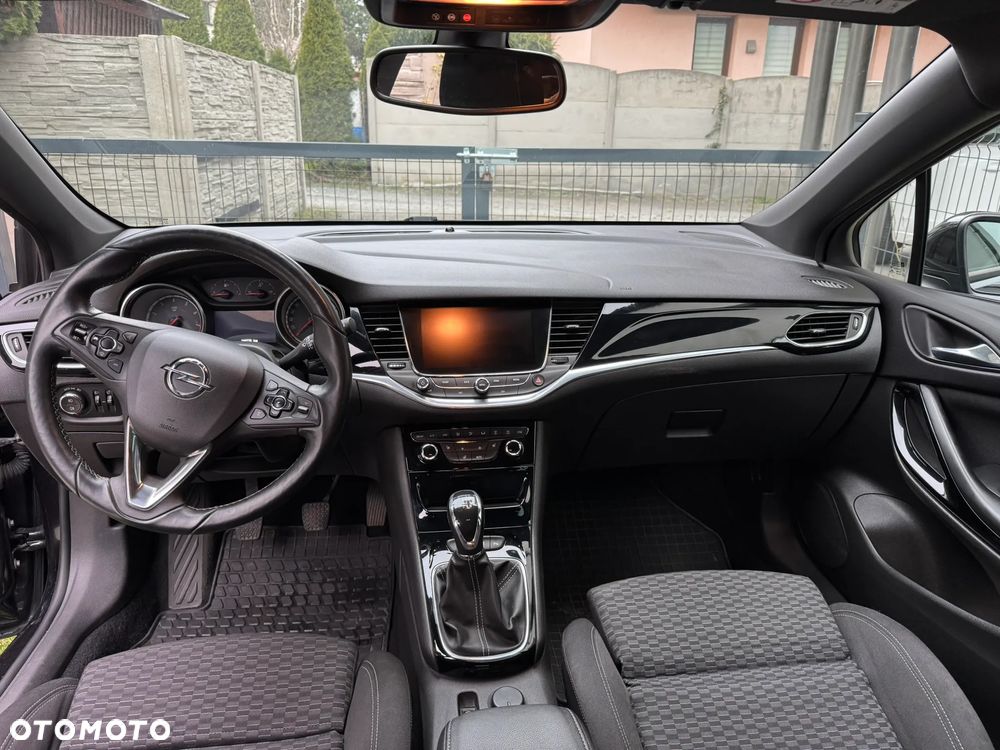 Opel Astra 1.4 T Dynamic - 9