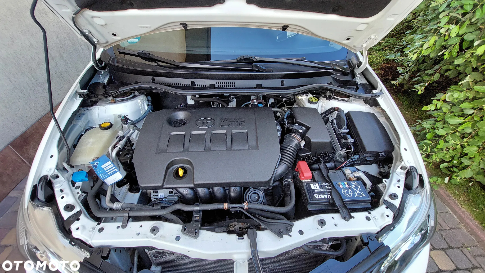 Toyota Auris 1.6 Premium MS - 36