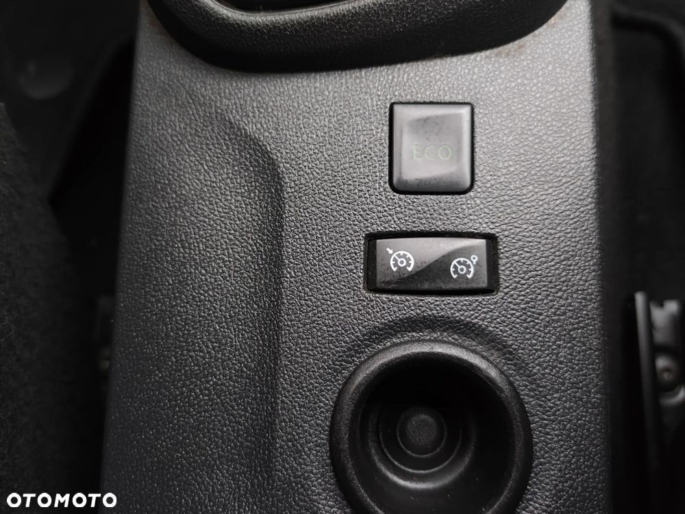 Renault Captur ENERGY TCe 120 EDC Intens - 25