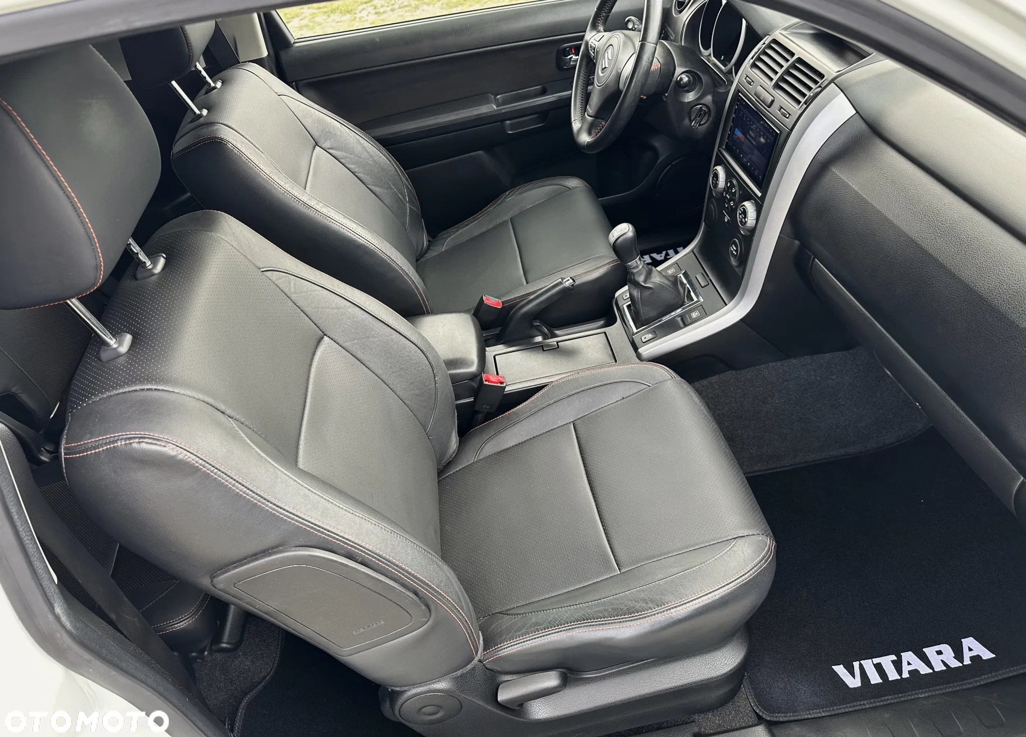 Suzuki Grand Vitara 1.6 De luxe - 8