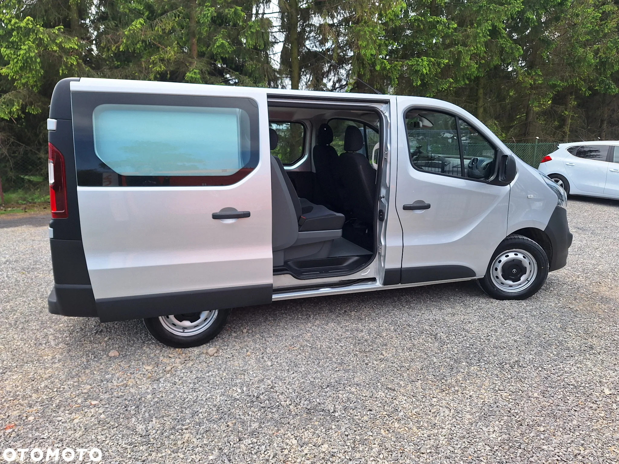 Opel Vivaro - 7
