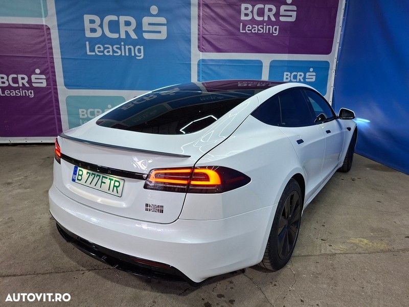 Tesla Model S Plaid - 4