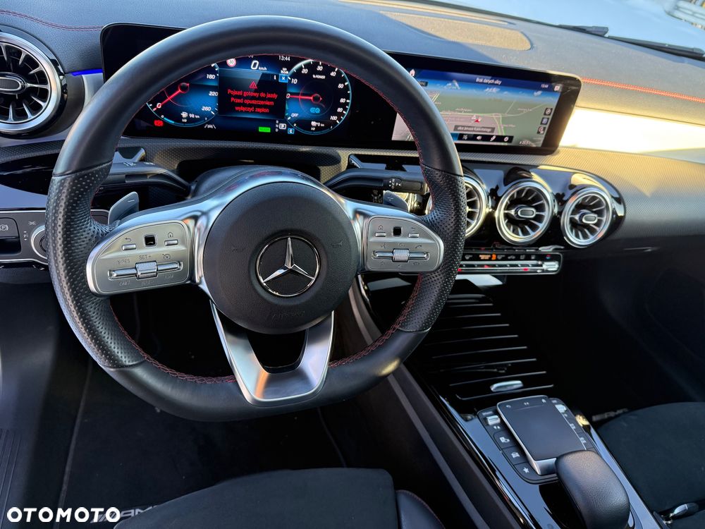Mercedes-Benz CLA 250 e PHEV AMG Line 8G-DCT - 14