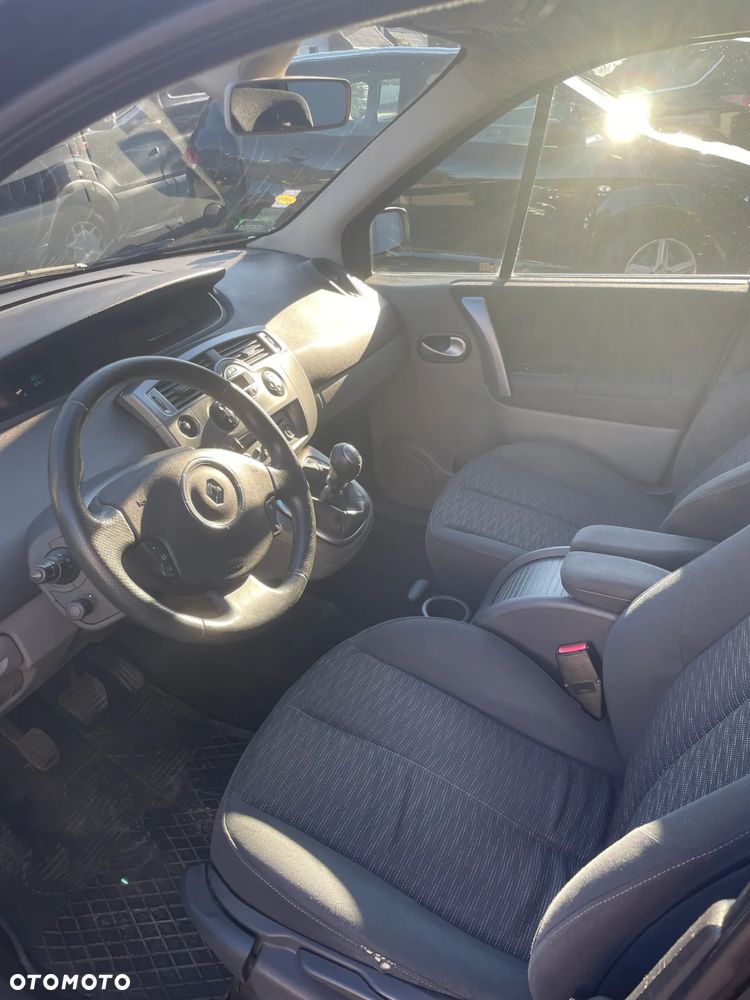 Renault Scenic - 10