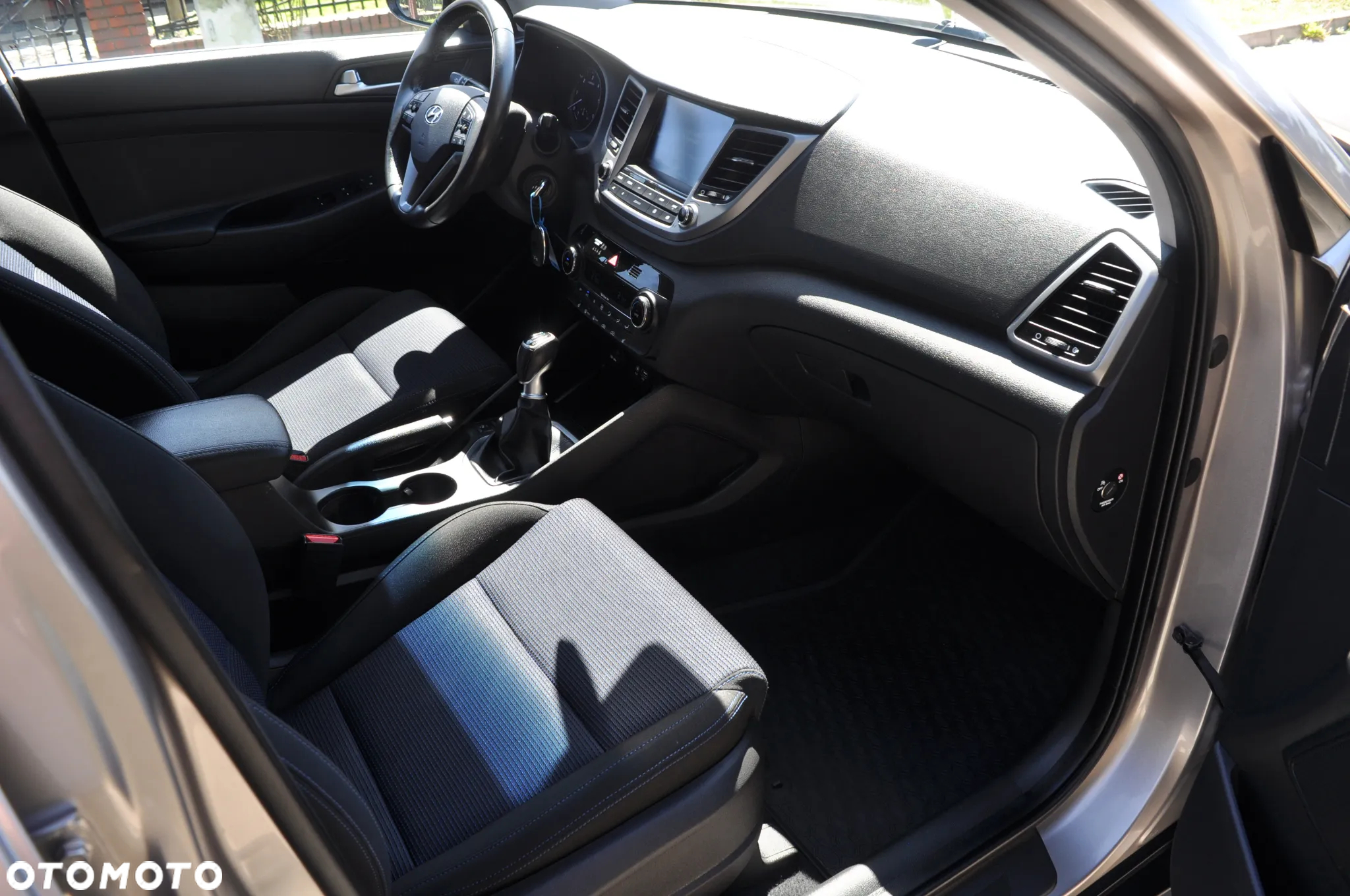 Hyundai Tucson 2.0 CRDi 2WD Trend - 27