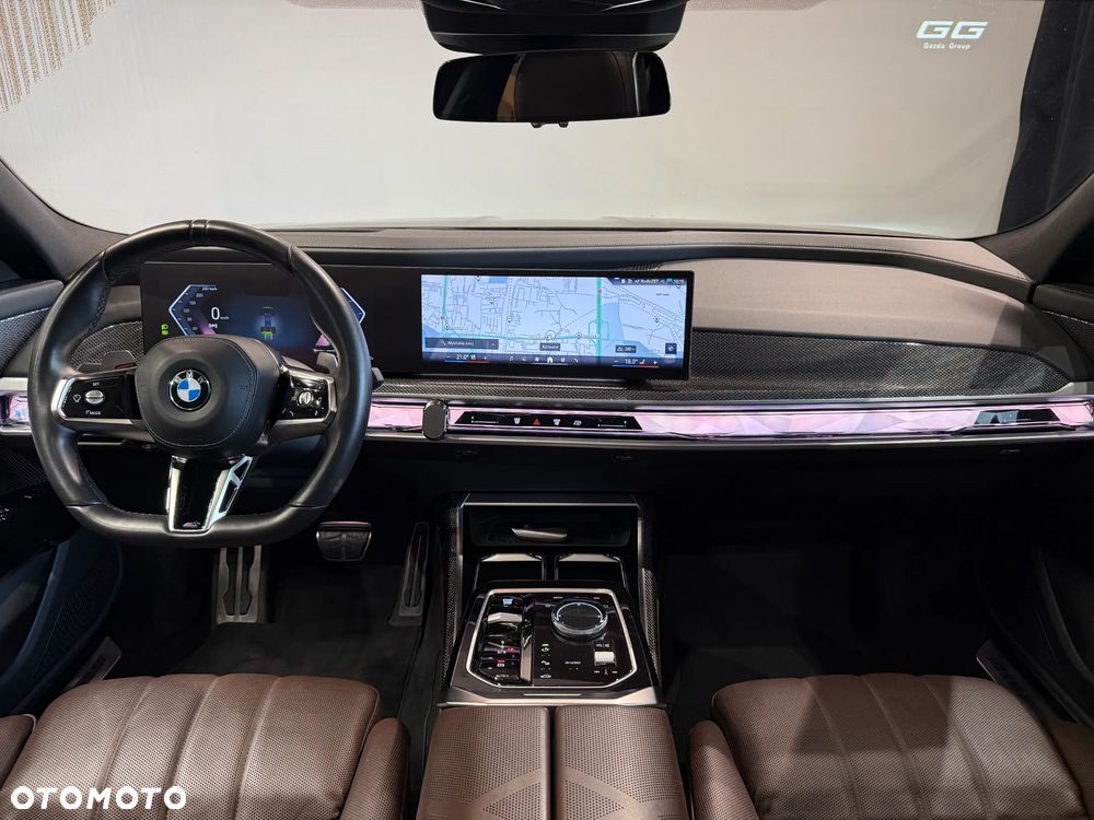 BMW Seria 7 740d xDrive mHEV sport - 11
