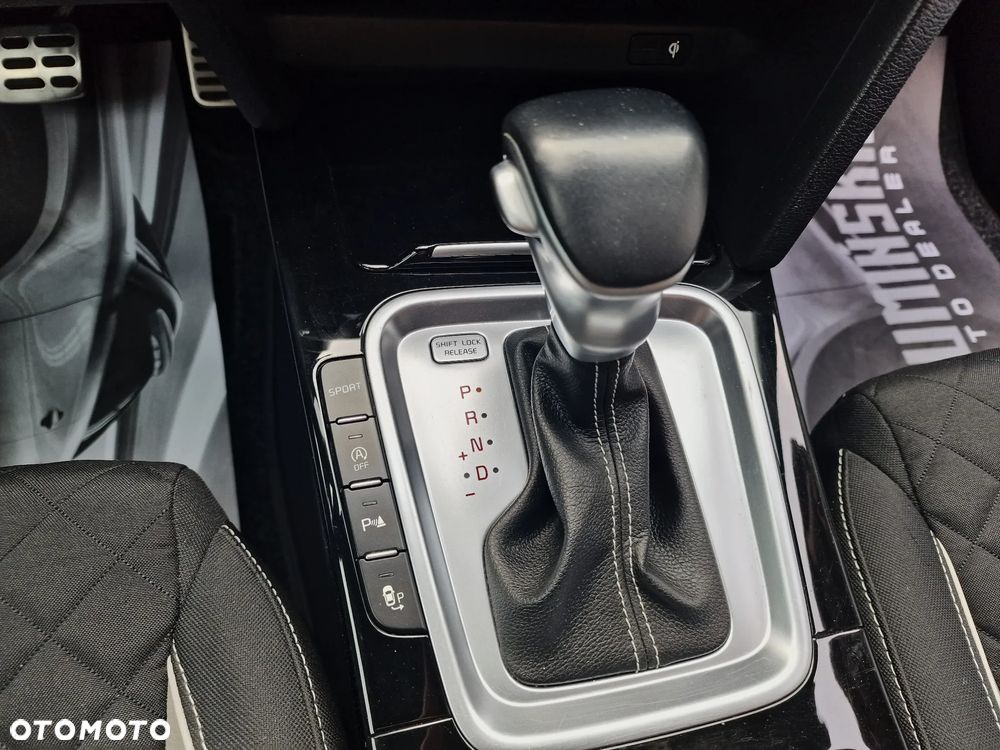 Kia ProCeed 1.6 CRDi GT Line DCT - 29