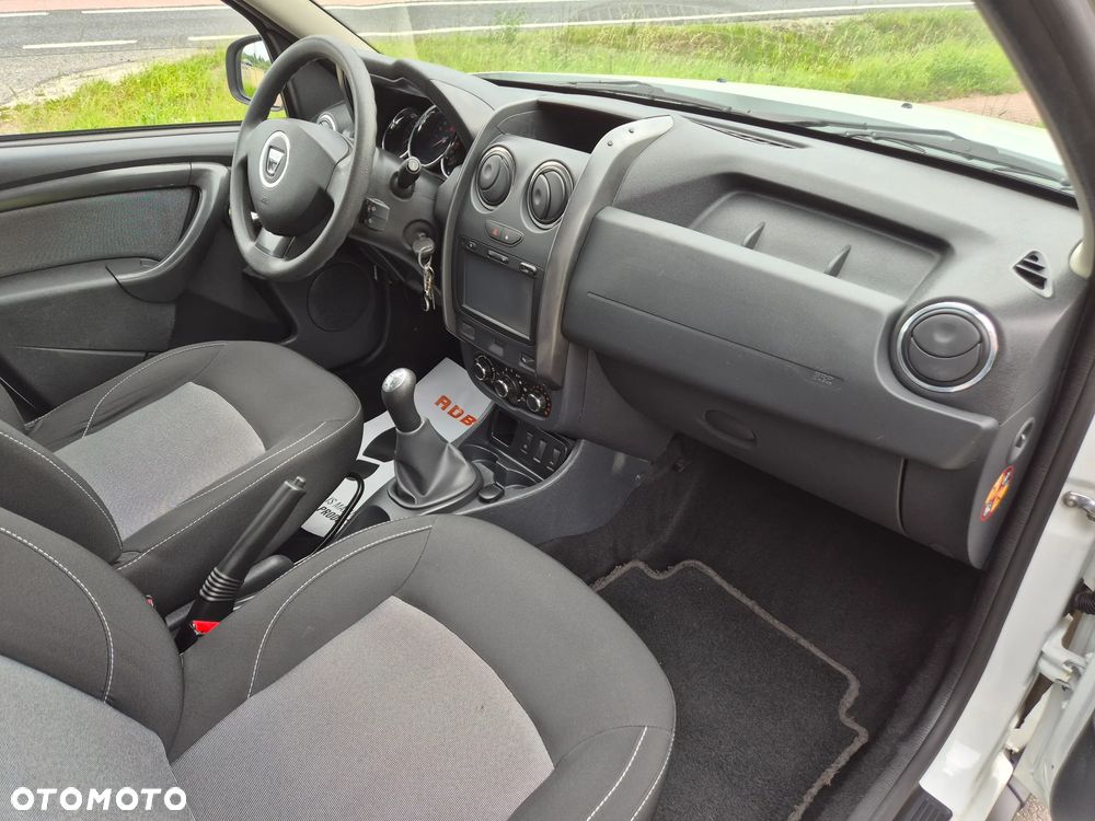 Dacia Duster SCe 115 4x2 Laureate - 26