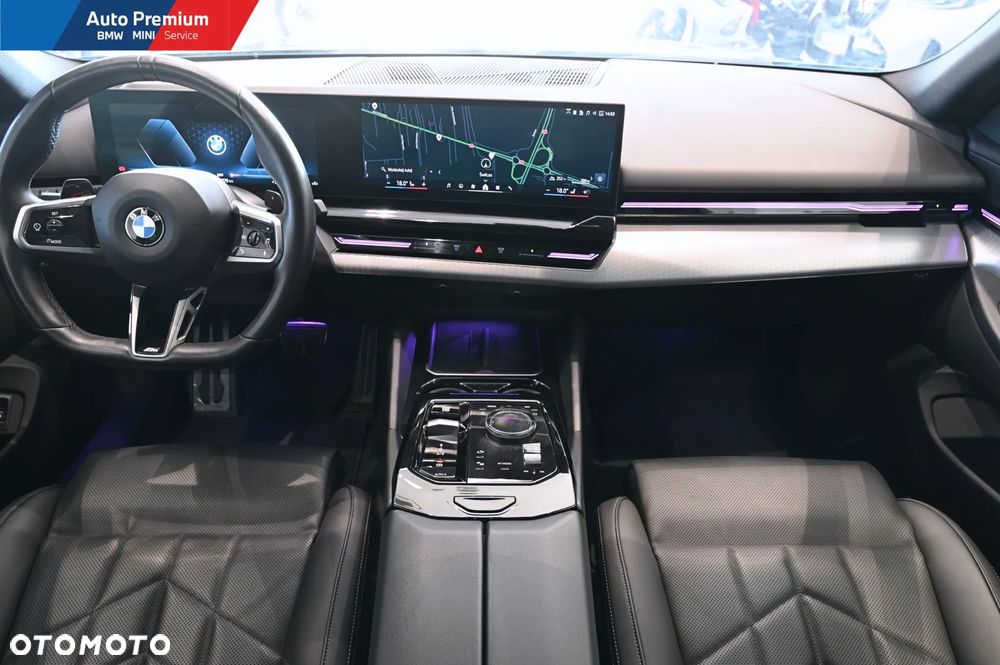 BMW Seria 5 520i mHEV - 14