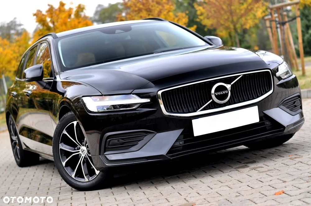 Volvo V60 D3 Momentum Pro - 1