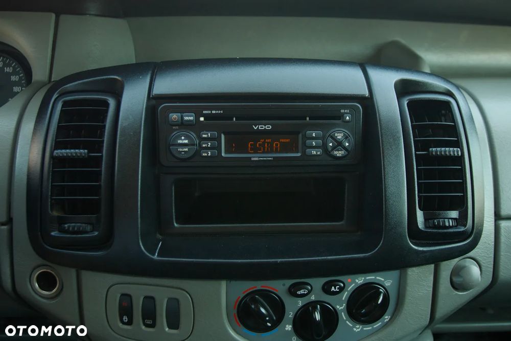 Opel Vivaro - 23