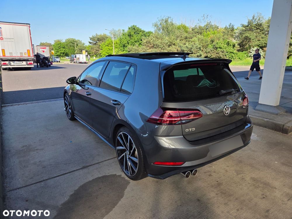 Volkswagen Golf 2.0 TDI BMT GTD - 6