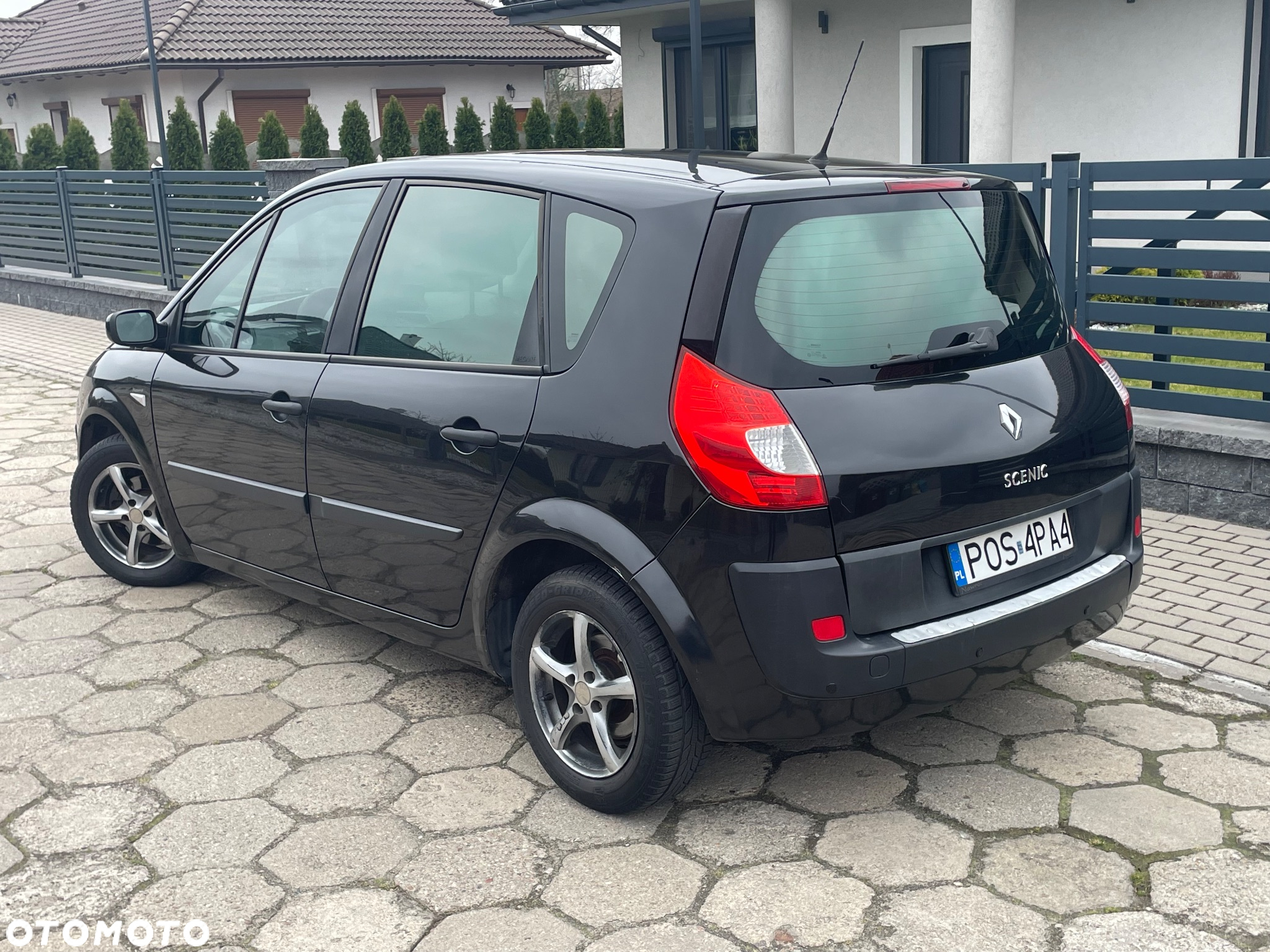 Renault Scenic 1.6 16V Confort Authentique - 3