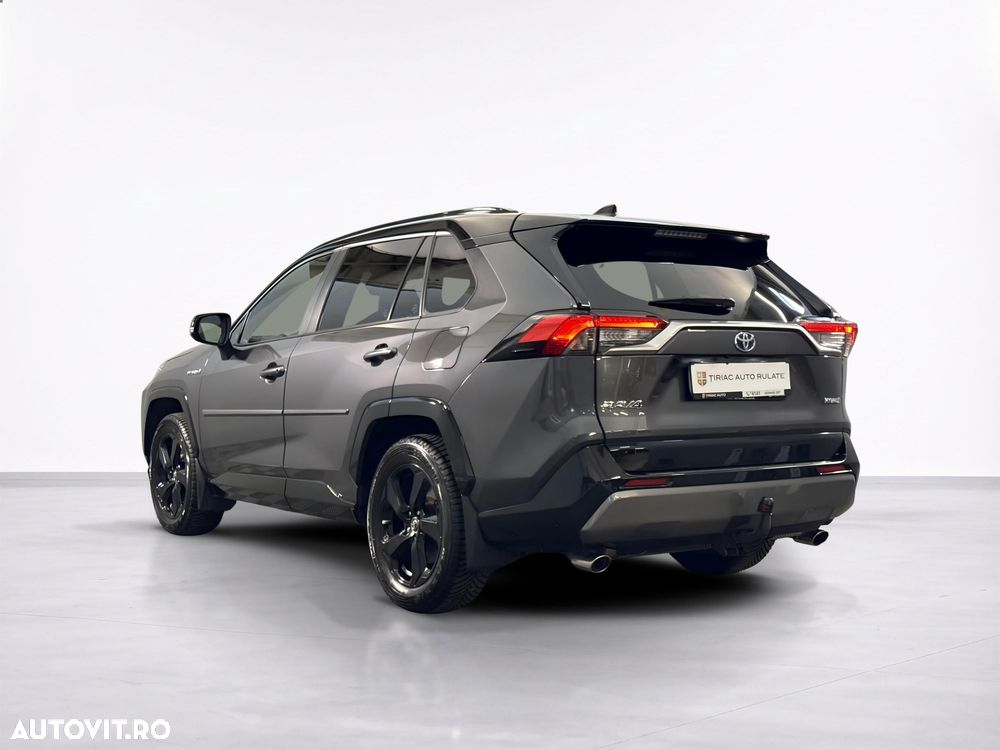 Toyota RAV4 - 4