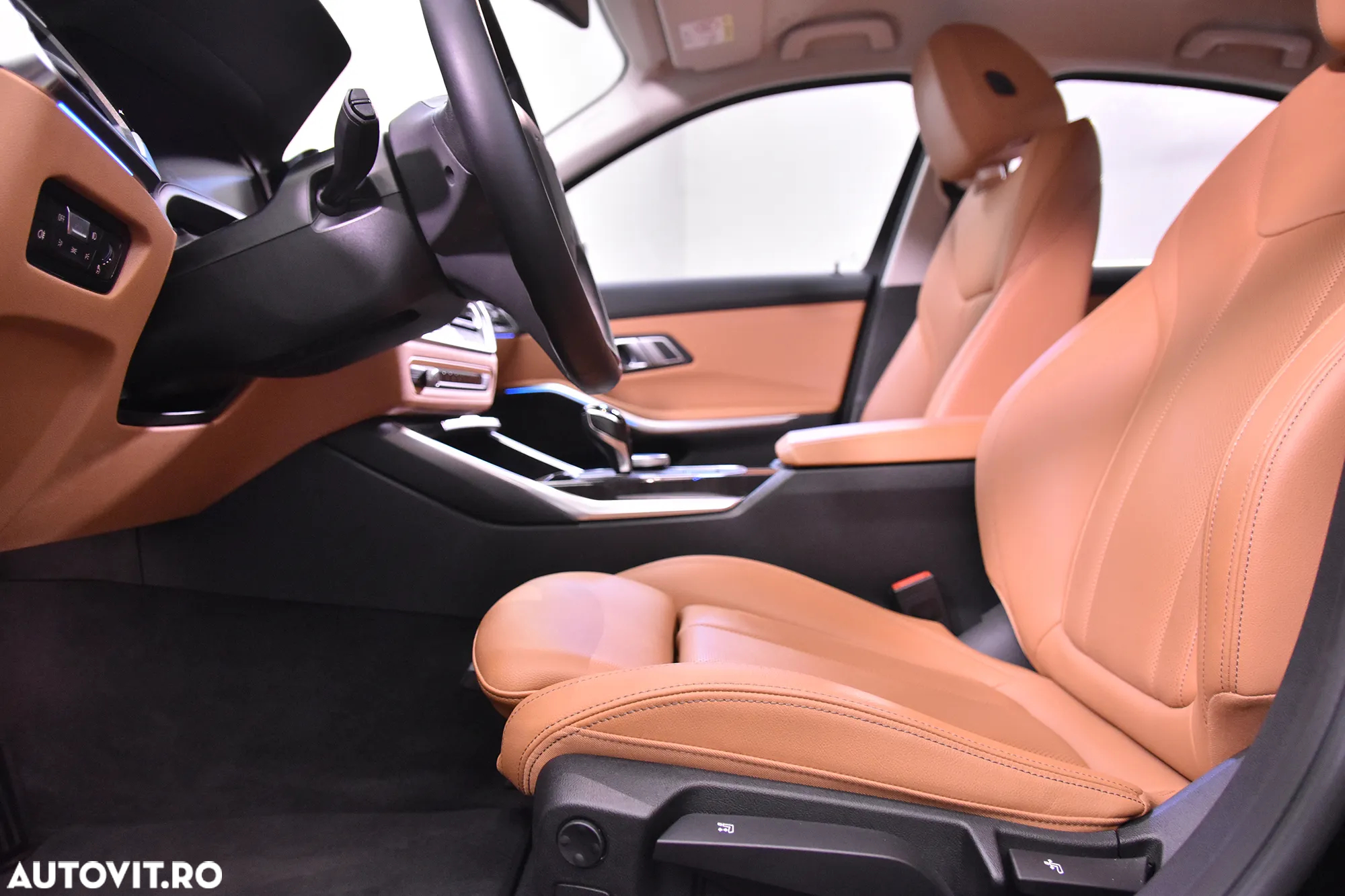 BMW Seria 3 320e AT PHEV - 24