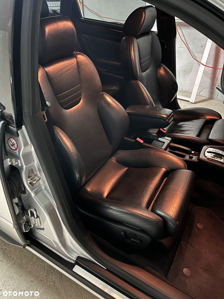 Audi S6 Avant 4.2 quattro - 13