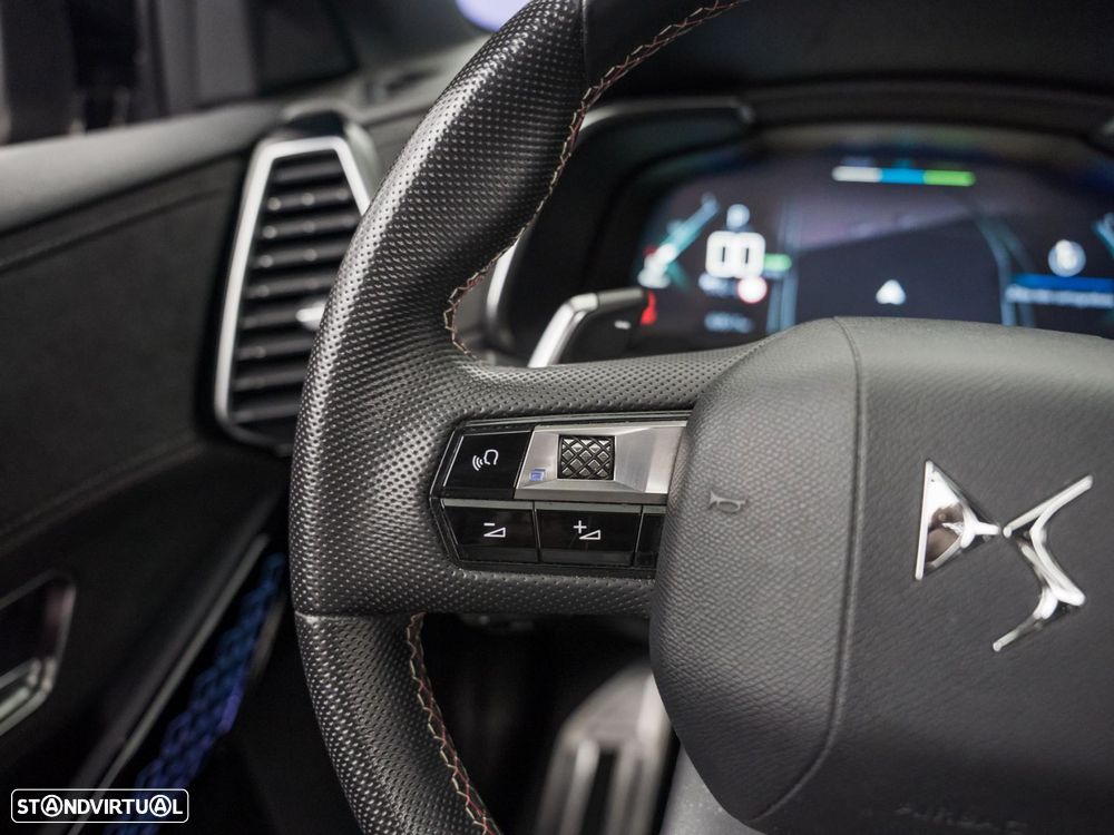 DS DS7 Crossback E-Tense Performance Line EAT8 - 21