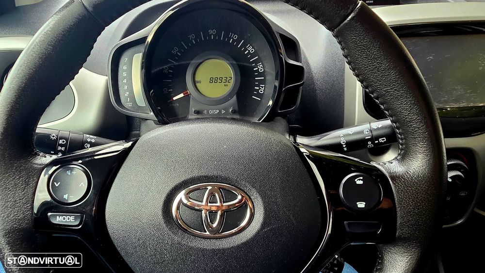 Toyota Aygo 1.0 X-Play Plus - 15