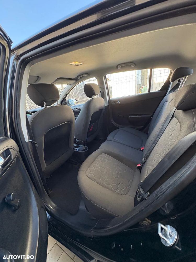 Hyundai i20 - 19