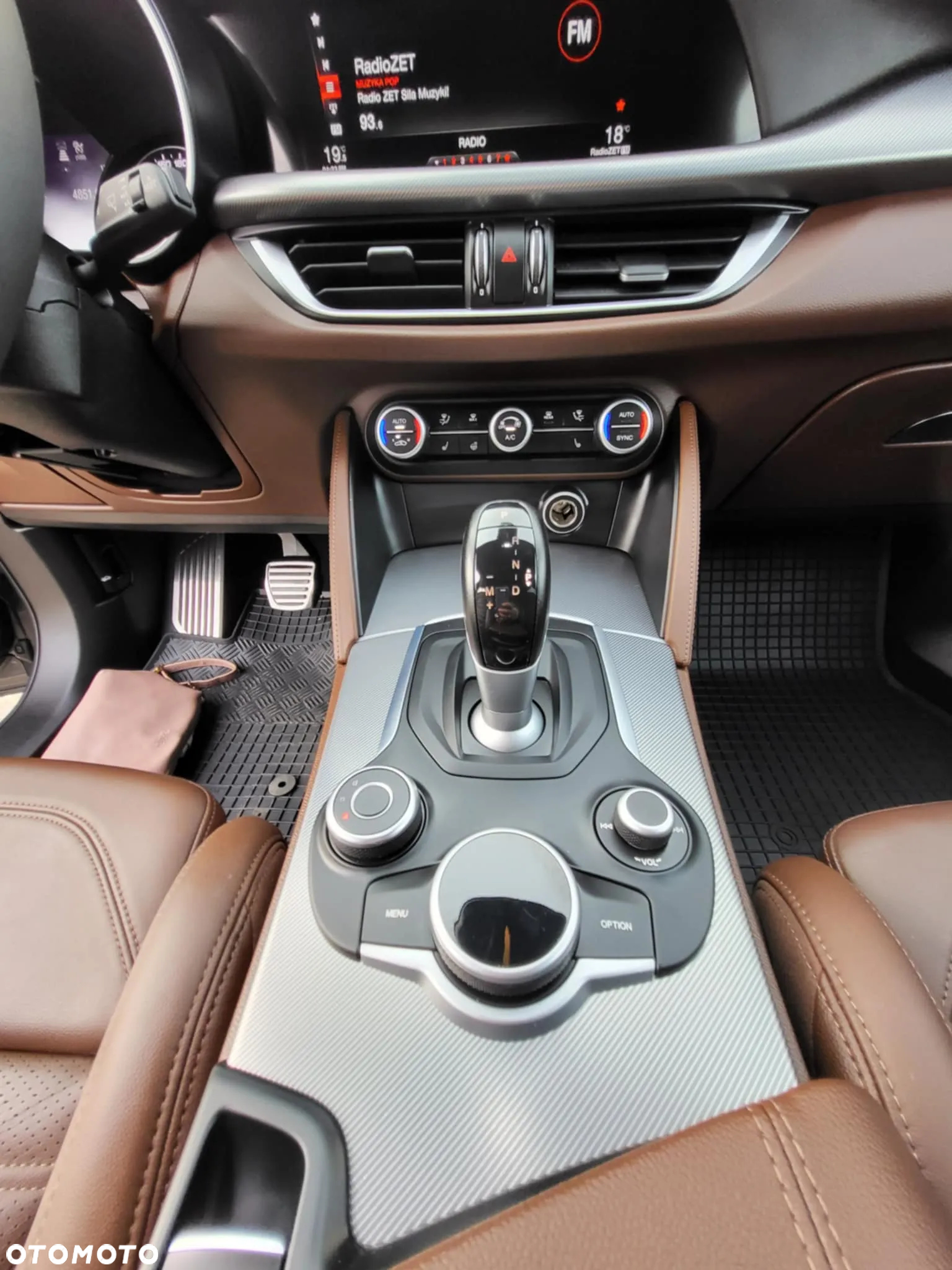 Alfa Romeo Stelvio 2.0 Turbo B-Tech Edition Q4 - 9