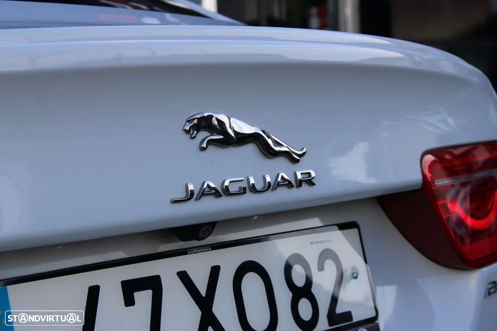 Jaguar XE 2.0 D R-Sport Aut. - 15
